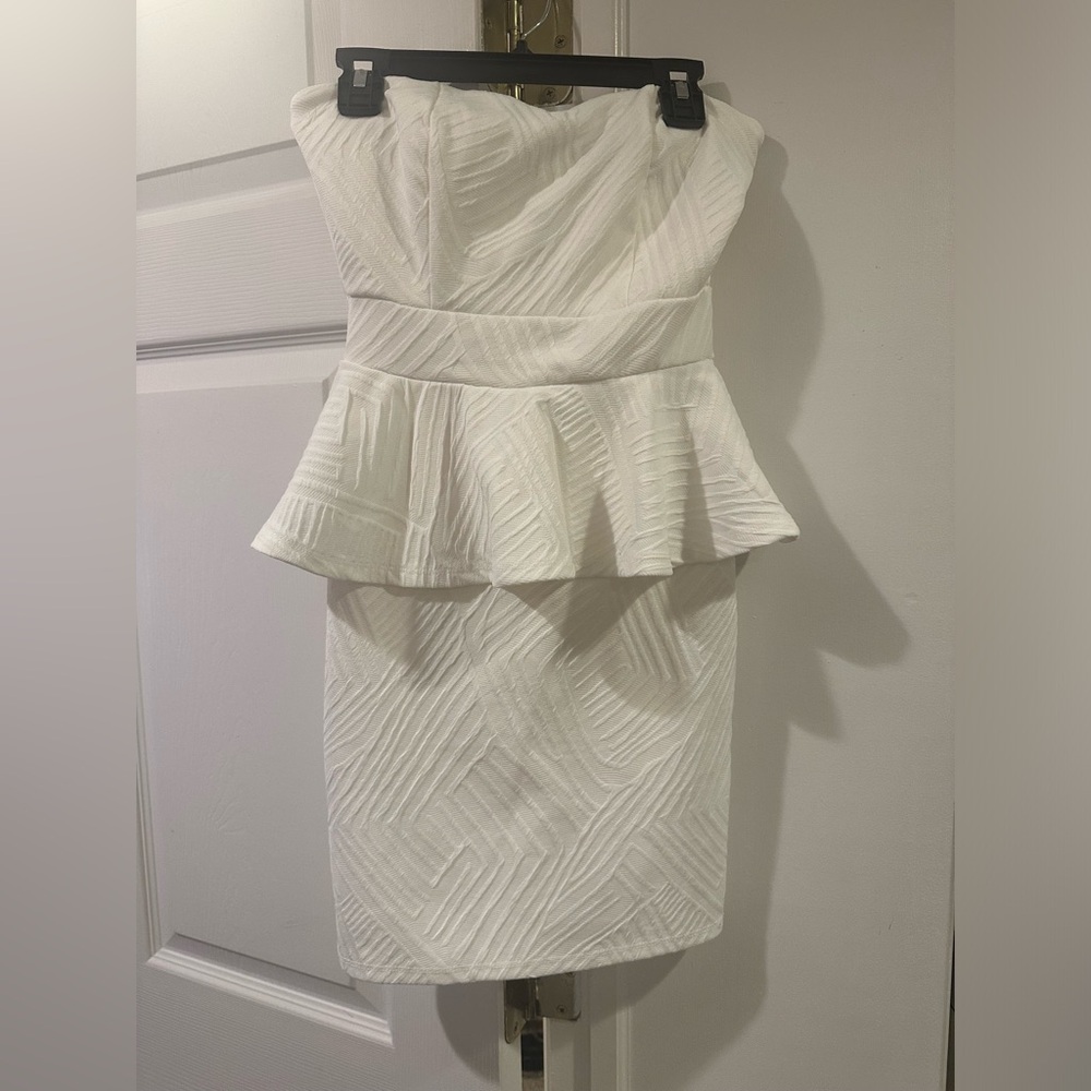 Strapless dress
